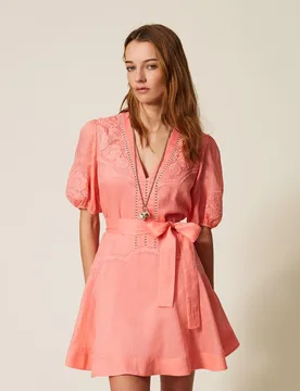 Robe courte en ramie avec broderie - TWINSET - FashionsVida