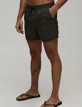 Herren Badeshorts Mit Taschendetail In Mittlerer Länge Khaki Größe XL - boohooMAN - FashionsVida