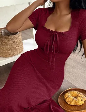 Camisón midi liso con cuello cuadrado y nudo elegante para comodidad relajada, vestido de verano para mujer, vestido largo, vestido de estar en casa, - Shein - FashionsVida