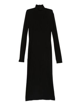 Vestito midi con collo alto