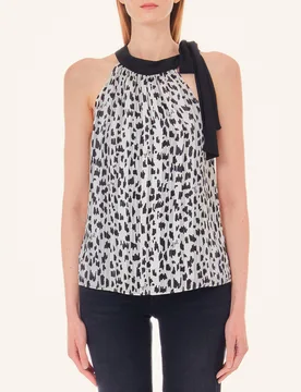Top bianco a fantasia animalier nera a pieghe con scollo all'americana - Liujo - FashionsVida