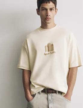 Short Sleeve Graphic Sweatshirt (Size: ) - Pull&bear - FashionsVida