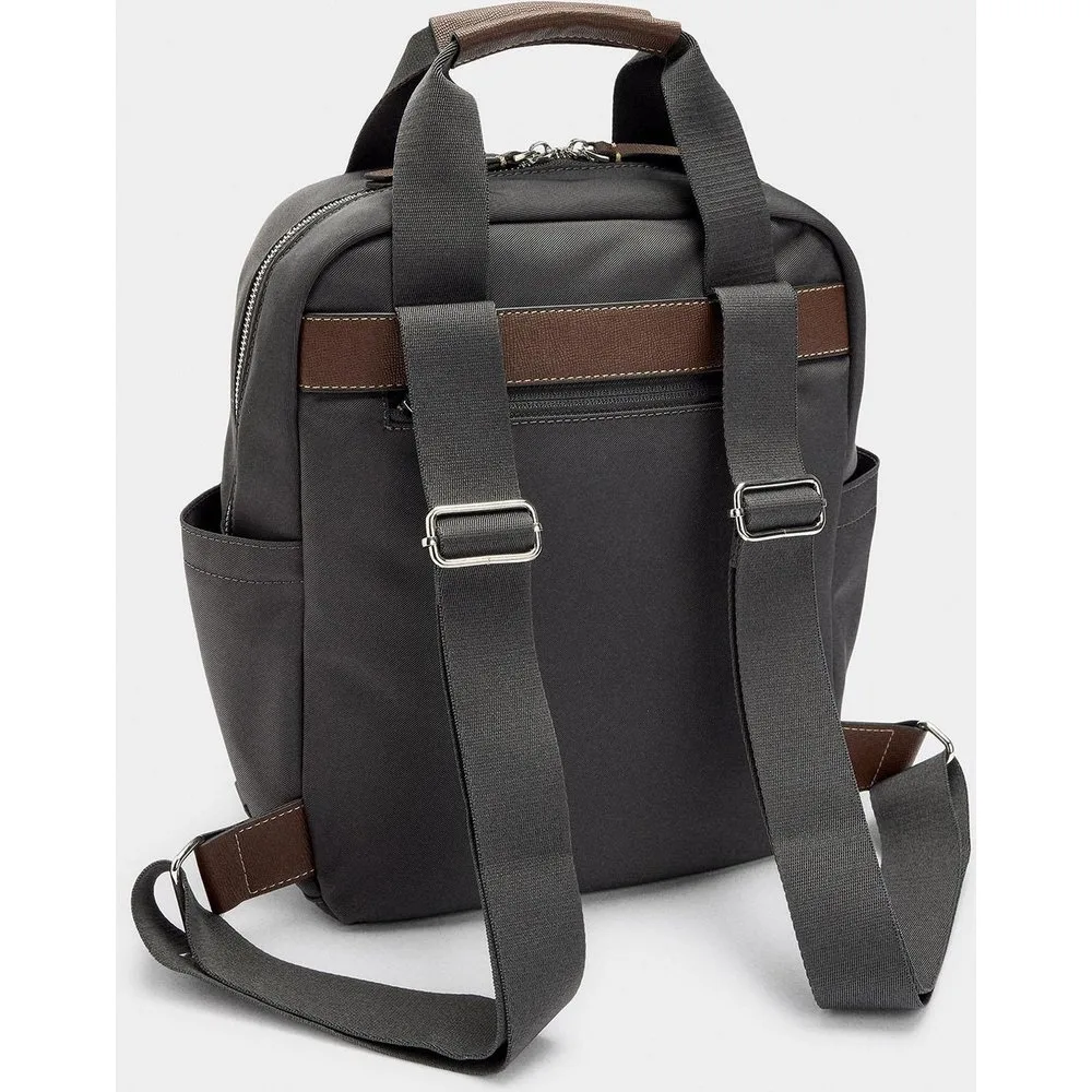Mochila de mujer multiposición con cierre de cremallera en liso - Parfois - FashionsVida