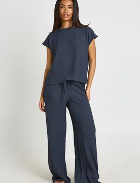 Womens Crinkle Cap Sleeve Top Wide Leg Trouser Co Ord - Charcoal - Size 12 Uk - Boohoo - FashionsVida