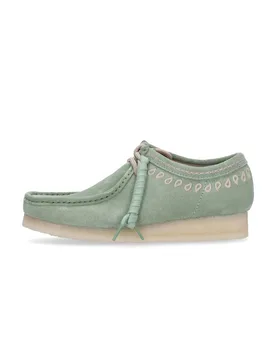 Scarpa Lifestyle Uomo Wallabee Green - Clarks - FashionsVida