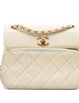 Caviar Business Affinity Messenger Flap - Chanel - FashionsVida