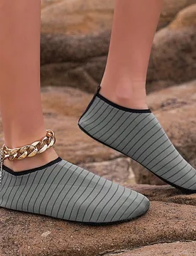 Zapatos para vadear al aire libre para mujeres, zapatos de natación negros, antideslizantes, ligeros, cómodos y convenientes para la playa/yoga, fá - Shein - FashionsVida