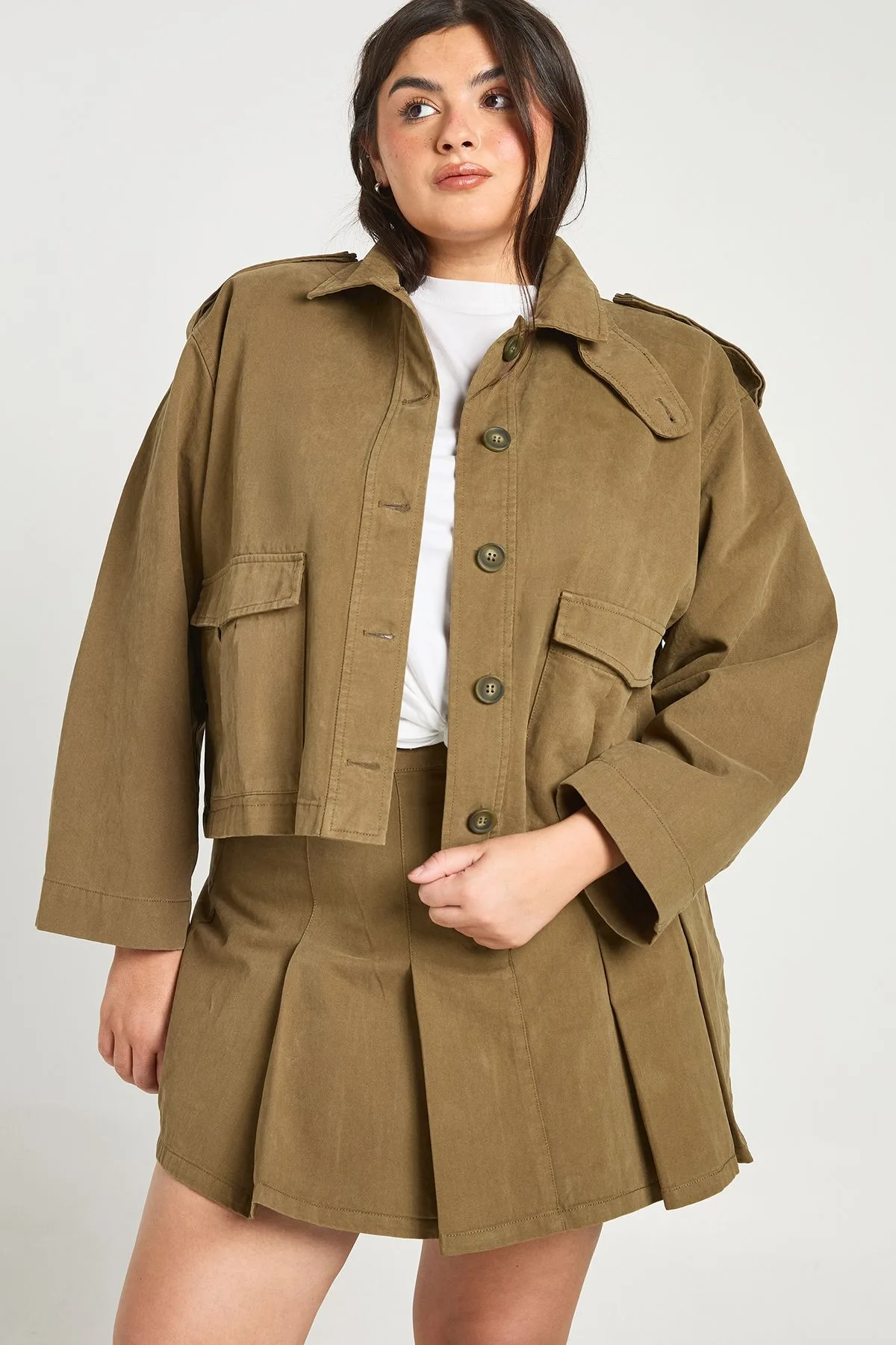 Womens Plus Funnel Neck Twill Utility Shacket - Khaki - Size 20 Uk - Boohoo - FashionsVida