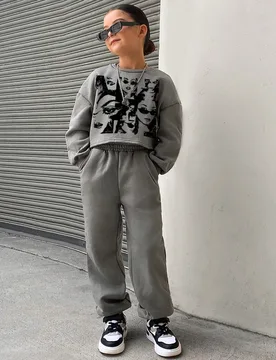 Set de 2 piezas de sudadera con capucha de manga larga con estampado de retrato y pantalón de chándal holgados y sueltos de estilo casual de moda ca - Shein - FashionsVida