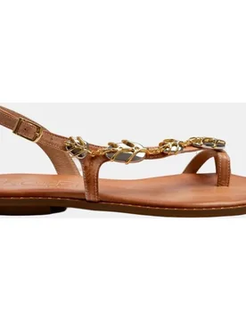 Sandalia plana de mujer en piel con adornos doradors - Makis Kotris - FashionsVida