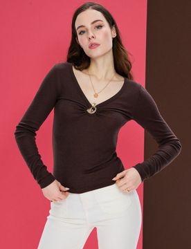 Blusa con una miscela di viscosa - marrone
