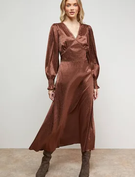 Women's Jacquard Satin Midi Dress in Chocolate Size: 6 - Chocolate - Size: 6 - OASIS - FashionsVida