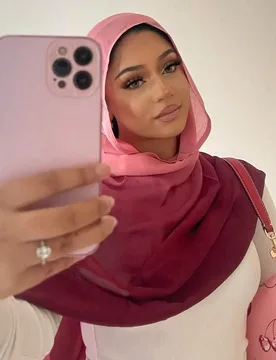 Pieza Hijab de mujer estilo bohemio con estampado de teñido anudado degradado de viscosa, chal de playa suave y a prueba de viento, accesorio versát - Shein - FashionsVida