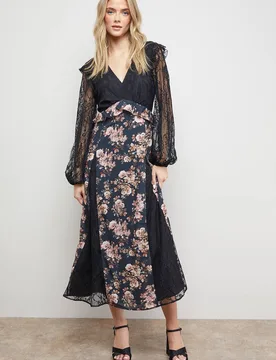 Women's Lace Mix Midi Dress in Floral Size: 6 - Floral - Size: 6 - OASIS - FashionsVida