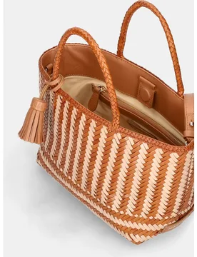 Bolso de mano woven de mujer en piel entrelazada - Mascaró - FashionsVida