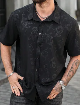 Camisa de manga corta con estampado floral negro de un solo pecho para hombre de talla grande, casual, formal, ceremonia - Shein - FashionsVida