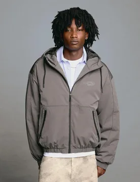 Blouson Technique À Capuche S Gris - Bershka - FashionsVida