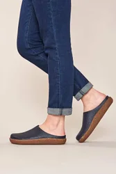 Pevensey' Unlined Leather Clogs Shoes - Indigo - Size: 8