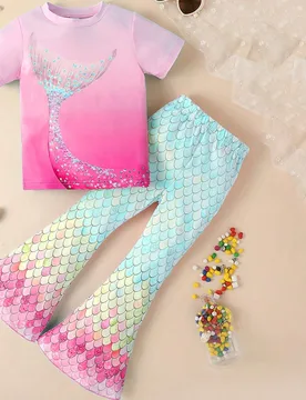 Set de 2 piezas de camiseta de manga corta ligera de punto con estampado de lentejuelas de sirena y pantalones acampanados informal para niña, para p - Shein - FashionsVida