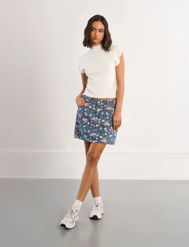 Jersey de mujer de manga corta mariposa cuello alto - Lili Sidonio - FashionsVida