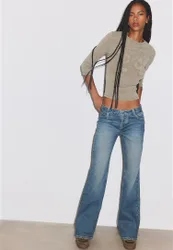 Schlagjeans mit überkreuztem Bund MITTELBLAUER DENIM-WASHED-LOOK 40