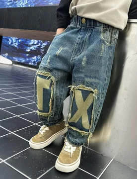 Jeans de primavera de ajuste suelto y desgastado para niño con parches y estampado de rayas - Shein - FashionsVida