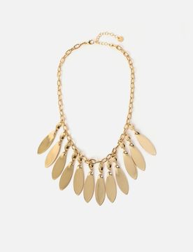 Imara necklace with pendant details