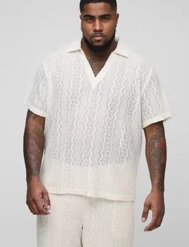 Herren Plus Zickzack Häkel Oversized Poloshirt Shirt Ecru Größe 2XL - boohooMAN - FashionsVida