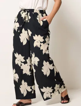 Floral Textured Wide Leg Trousers - Black - Size: 30-32 - Yours - FashionsVida