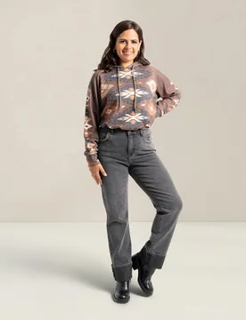 Pantalon vaquero bajo vuelto y detalles en strass - October - FashionsVida