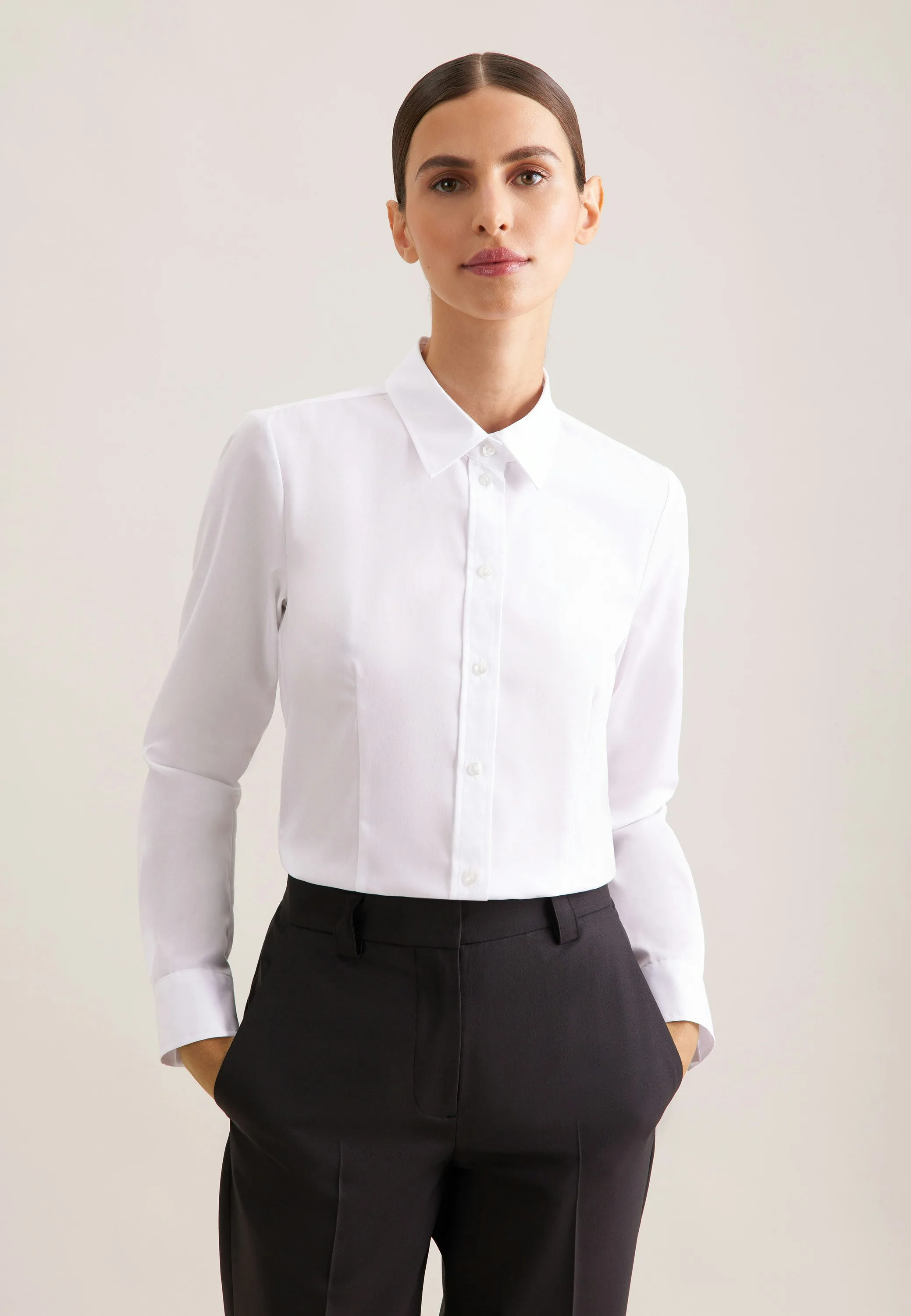 Hemdbluse mit Abnähern regular fit Weiß 46 - Seidensticker - FashionsVida