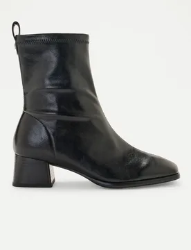 Botín tacón, elástico tacón medio - Latouche - FashionsVida