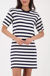 Kleid female