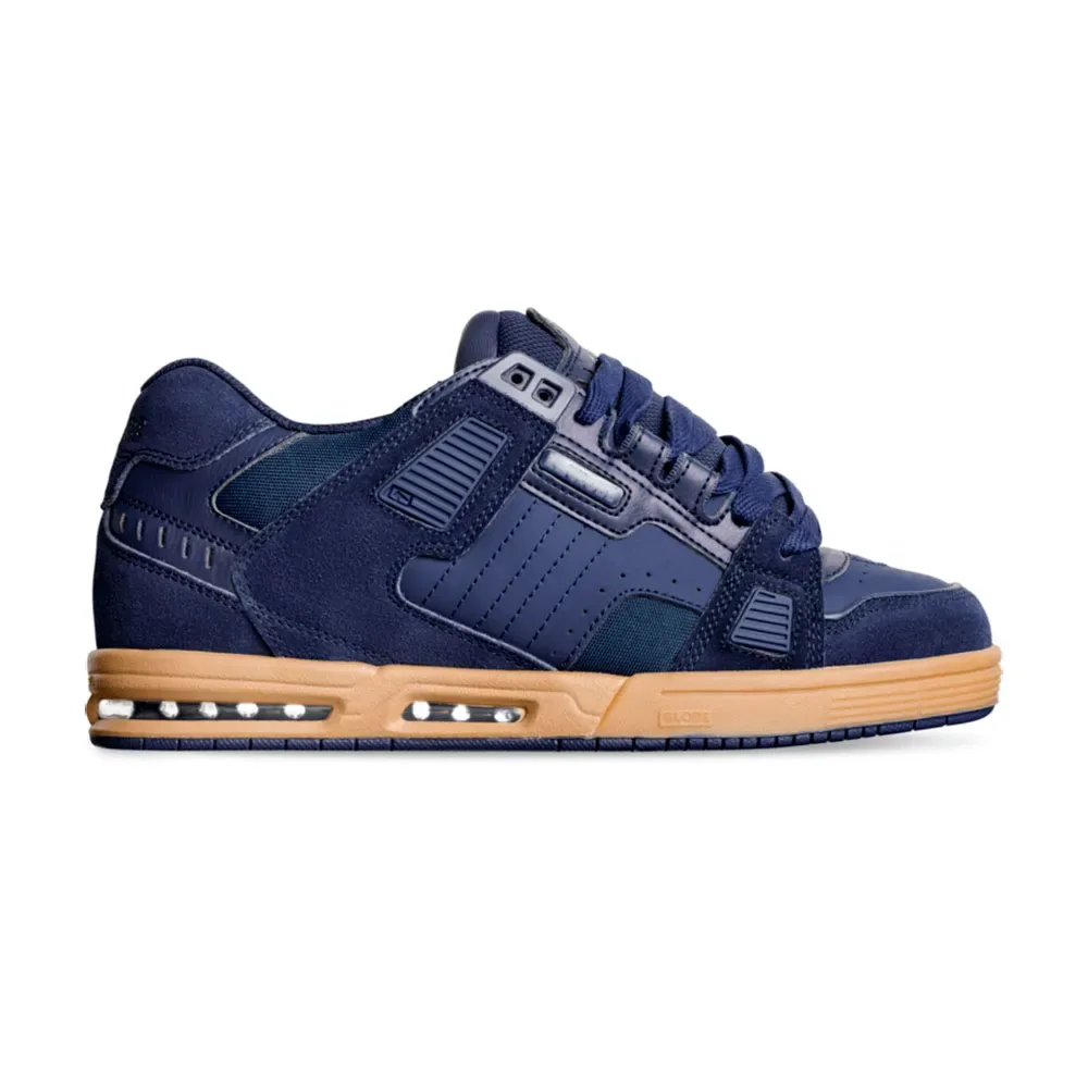 Sneaker Sabre Navy / Gum EU 38 - Globe - FashionsVida