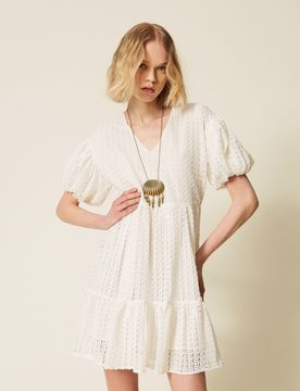 Robe courte crochet avec volant