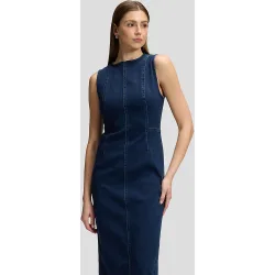 Vestido vaquero largo con cintura ajustada y abertura trasera