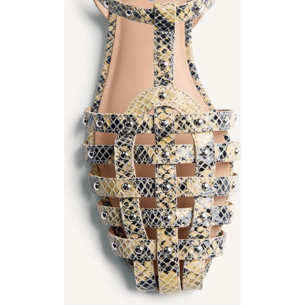 Bailarinas planas de mujer estilo cangrejeras de piel con estampado de serpiente - Gioseppo - FashionsVida