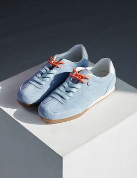 Sneakers azzurre in vera pelle con doppi lacci BT251278010 39