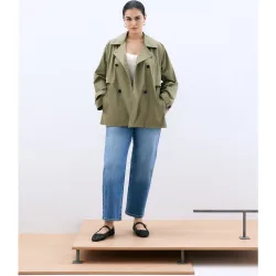 Parka corta lisa de mujer