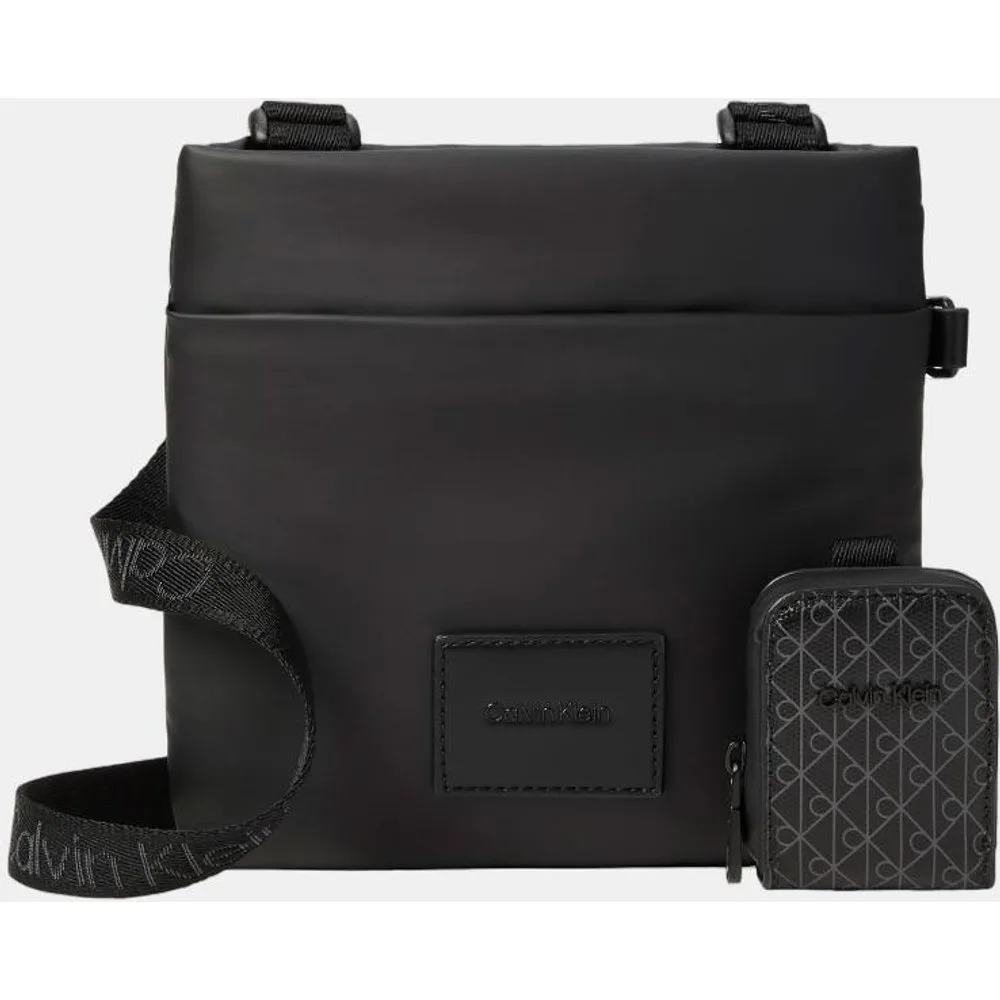 Bandolera rectangular acolchada para hombre - Calvin Klein - FashionsVida