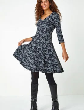 Women's Rose Print Cotton Blend Stretch Dress in Black Size: 12 - Black - Size: 12 - Roman - FashionsVida