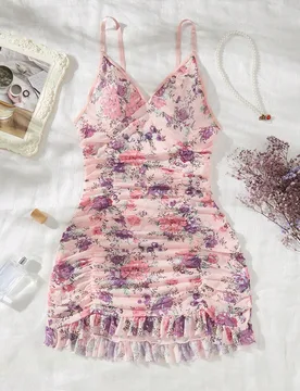 Camisón de pijama informal de verano con estampado floral y dobladillo con volantes - Shein - FashionsVida