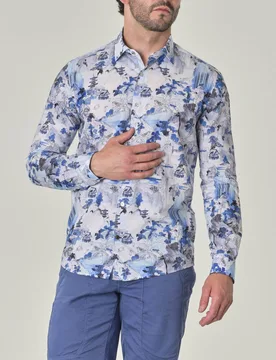 Camicia bianca in mussola di cotone a fantasia villaggio giapponese blu con colletto alla francese - Alley Docks - FashionsVida