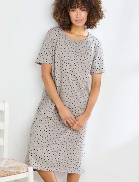 Women's Short Sleeve Cotton Nightdress in Grey Size: 22-24 - Grey - Size: 22-24 - Cotton Traders - FashionsVida