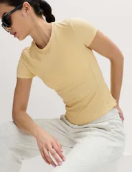 Modal Rich Rib Round Neck Fitted T-Shirt Straw female