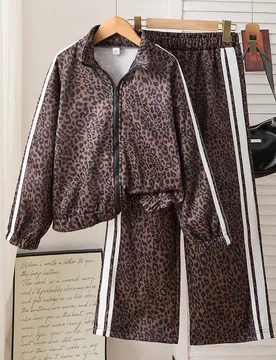 Conjunto de chaqueta y pantalones casuales con estampado de leopardo de moda para niñas preadolescentes en primavera/otoño - Shein - FashionsVida
