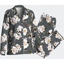 Pijama de mujer largo con botones y estampado floral