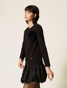 Robe courte avec jupe en taffetas
