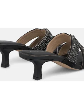 Sandalias de tacón de mujer con tira en forma de xcon pedrería y puntera cuadrada - Alma en Pena - FashionsVida