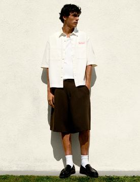 Bermuda Elegante Con Pinces
